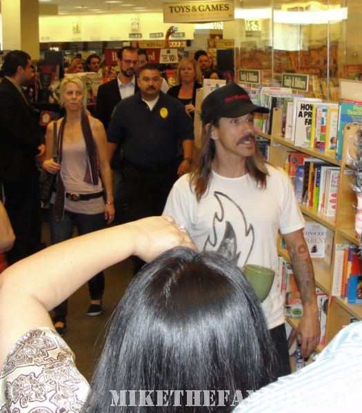 Red Hot Chili Peppers anthony kiedis barnes and noble california grove