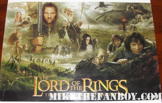 lord of the rings signed autograph trilogy poster billy boyd viggo mortensen dominik monaghan hugo weaving rare sexy hobbit elf liv tyler