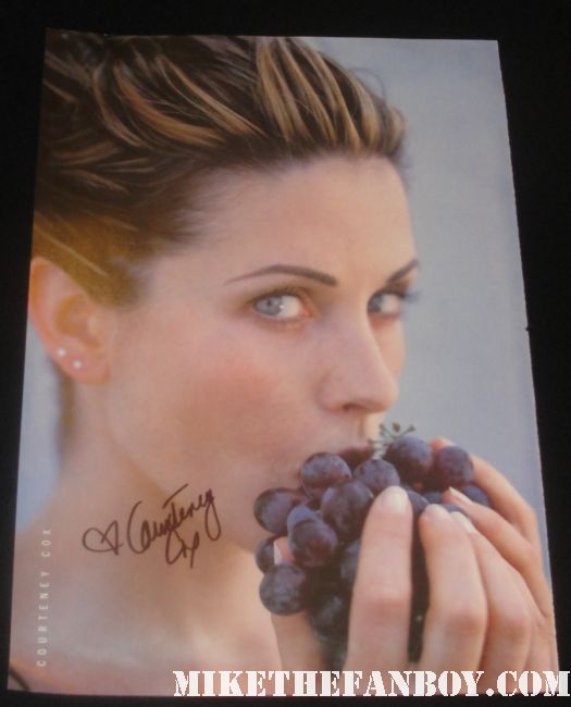 courteney cox signed autograph rare hot promo us weekly friends scream 4 rare cougar town