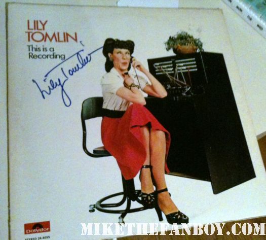lily tomlin signed autograph fan photo pretty in pinky rare signed autograph signature ernestine big business i heart huckabees murphy brown all of me rare promo