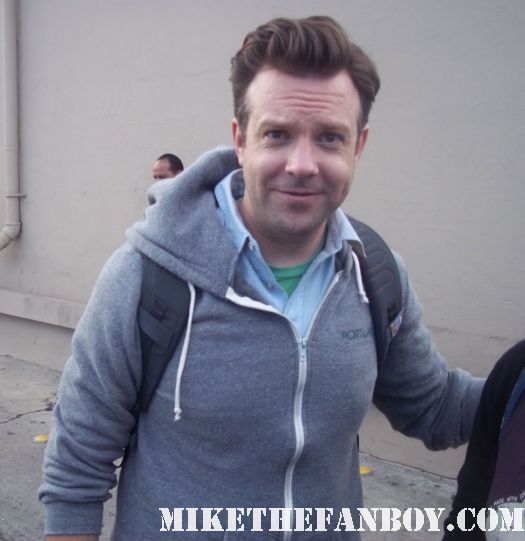 Jason Sudeikis host of the 2011 MTV Movie awards autograph signed promo hot sexy funny saturday night live horrible bosses 30 rock A Good Old Fashioned Orgy hall pass
