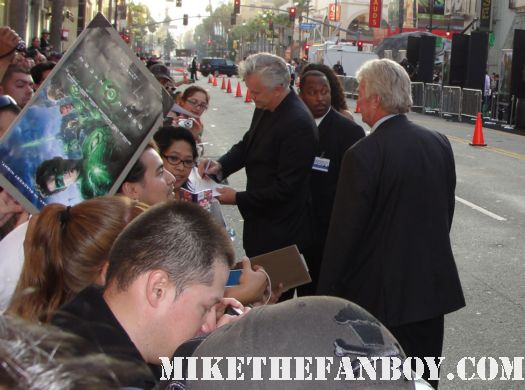 tim robbins from the player bull durham and shawshank redemption  from green lantern crosses to sign autographs for the fans at the barricades hot sexy rare promo signed autoraph promo poster sexy 