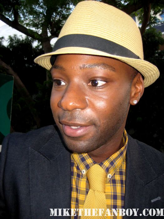 nelsan ellis lafayette signing autographs at the true blood season 4 world premiere hot sexy rare promo poster mike the fanboy rare sexy vampire