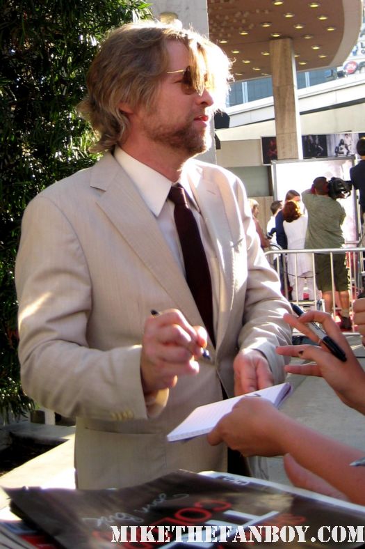 todd lowe signing autographs at the true blood season 4 world premiere hot sexy rare promo poster mike the fanboy rare gilmore girls