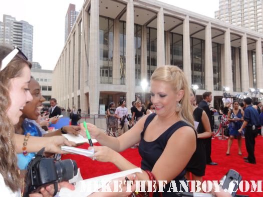 Melissa Joan Hart  signing autographs for fans the harry potter and the deathly hallows part 2 new york movie premiere waiting fans for the red carpet daniel radcliffe