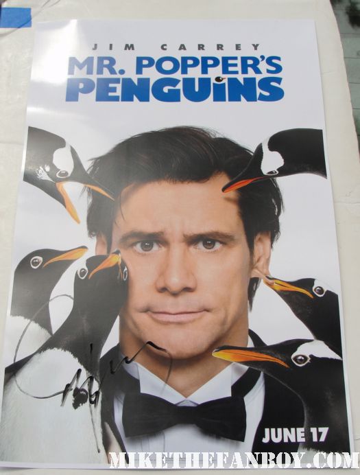 jim carrey signed autographed mr. poppers penguins rare promo mini movie poster hot sexy promo rare ace venturajim carrey signing autographs for fans at the world movie premiere of Mr. Poppers penguins in hollywood rare ace ventura in living color yes man liar liar promo eternal sunshine of the spotless mind  mr poppers penguins rare world movie premiere jim carrey rare promo hot sexy red carpet hollywood movie premiere