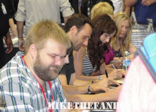The walking dead cast signing autograph prom special san diego comic con 2011 sdcc 2010 promo rare laurie holden zombie