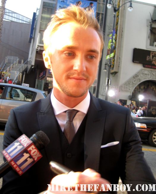 the sexy tom felton draco from harry potter signing autographs at the rise of the planet of the apes world premiere hot sexy tom felton photo shoot