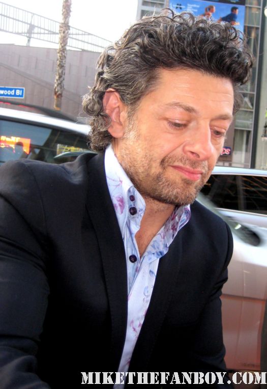 andy serkis from 13 going on 30 and lord of the rings gollum signing autographs at the rise of the planet of the apes world premiere hot sexy tom felton photo shoot