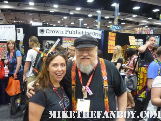 the novel strumpet from Mike The Fanboy with author george R R Martin from game of thrones at san diego comic con 2011 sdcc 2011 rare book lovers promo hot rare promo free books