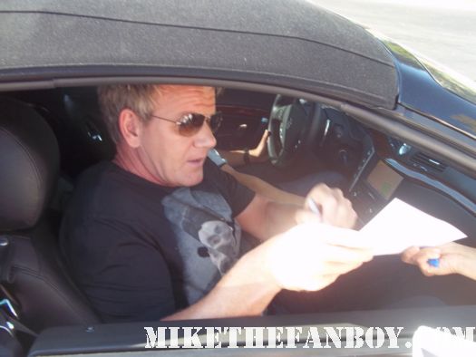 kitchen nightmares star gordon ramsay stops to sign autographs for fans at a talk show taping