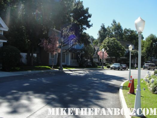 The view from the end of wisteria lane down to the end of the street desperate housewives set visit rare 