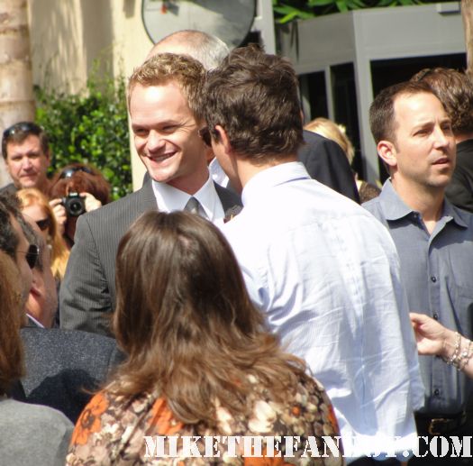 neil patrick harris arriving at Neil patrick harris walk of fame star ceremony signed autograph joss whedon jason segel rare signed autograph how i met your mother barney doogie howser md