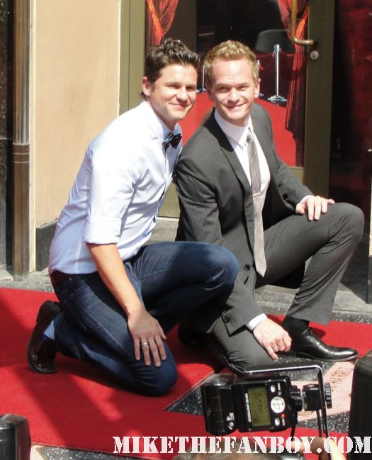 neil patrick harris and his husband david burtka posing with Neil patrick harris walk of fame star ceremony signed autograph joss whedon jason segel rare signed autograph how i met your mother barney doogie howser md