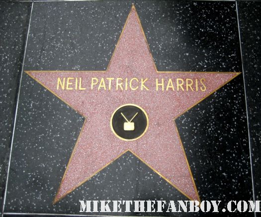 Neil patrick harris signing autographs at Neil Patrick Harris Star ceremony hollywood walk of fame with david burtka jason segel joss whedon buffy the vampire slayer how I met your mother barney doogie howser MD