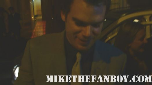 dexter sta michael c hall signs autographs for fans after leaving the showtime emmy party rare hot sexy dexter six feet under rare signed autograph hot photoshoot