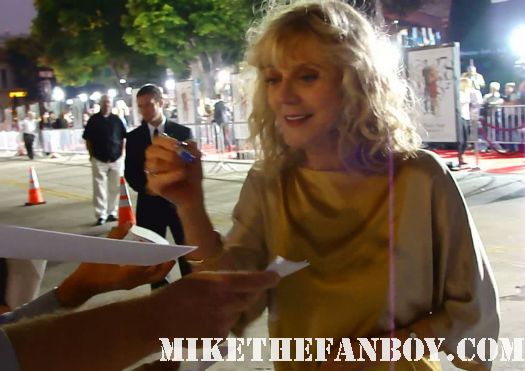 blythe danner signing autographs at the premiere of what's your number world movie premiere anna farris chris evan hot sexy dave annable zachary quinto blythe danner megan park signed autograph