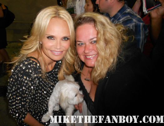 kristin chenoweth signing autographs for fans after a talk show taping hot rare promo good christian belles signed autographs