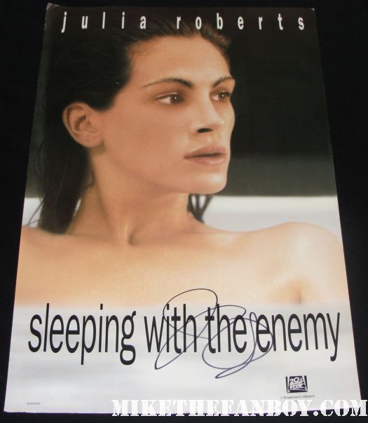 julia roberts hand signed autographed sleeping the with enemy rare promo mini poster one sheet movie poster hot sexy rare