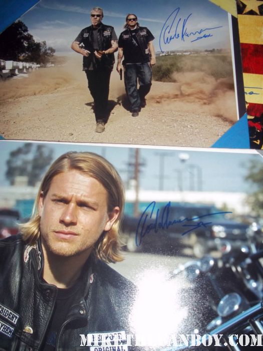 charlie hunnam signed autograph sons of anarchy rare promo photo still poster hot sexy rare poster promo comic con 