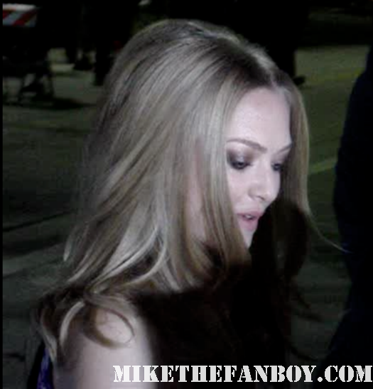 amanda seyfried signing autographs autographs for fans at the in time world movie premiere the crowd at the in time world movie premiere anushika stealing cbs pen the crowd at the in time world movie premiere in time car prop in time world movie premiere red carpet with justin timblerlake, amanda seyfried matt bomer johnny galecki hot sexy rare promo