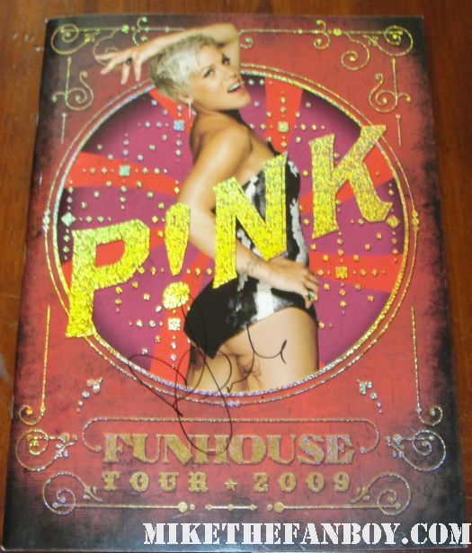 pink or P!NK signed autograph funhouse 2009 tour book rare signed hot sexy rare promo this used to be a funhouse