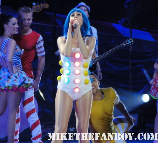 Katy Perry Live in Concert at the Staples center in los angeles california dreams closing night world tour rare hot sexy katy perry 2011