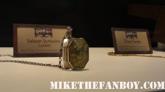 harry potter prop and costume display rare promo rare daily prophet newspaper harry potter and the deathly hallows daniel radcliffe locket horcrux