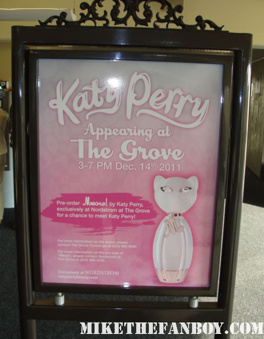 katy perry autograph signing sign at the grove katy perry laminate for meow perfume autograph signing at the grove nordstroms rare promo