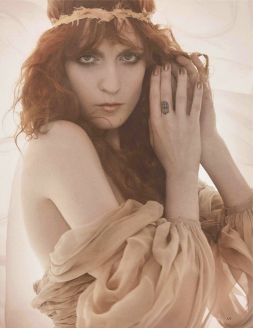 florence and the machines florence welch in the january 2012 issue of british vogue magazine hot sexy photoshoot photo shoot