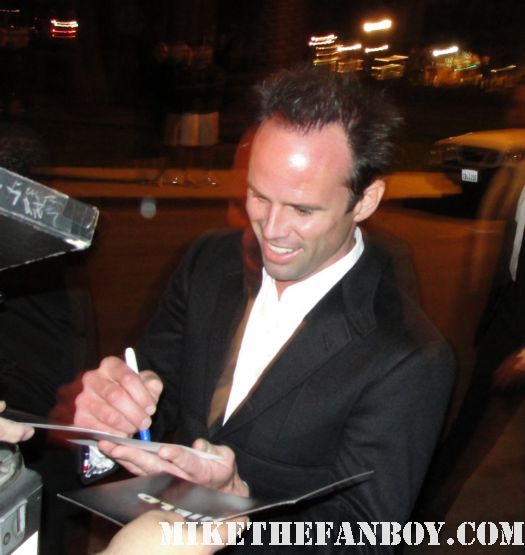 Walton Goggins from Justified stops to sign autographs for fans at the fox all star party in pasadena rare hot rare justified