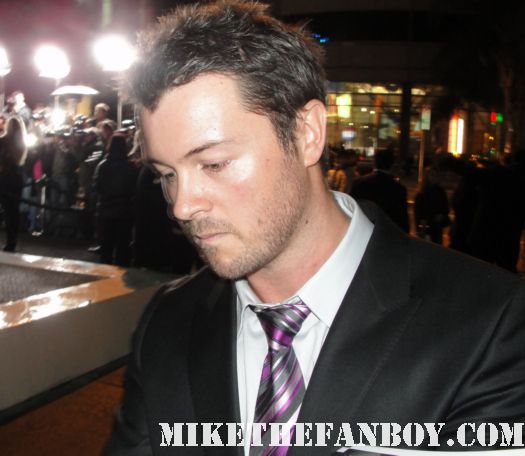 Dan Feuerriegel signing autographs at the spartacus vengeance world movie premiere rare hot sexy 