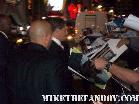 hot sexy leonardo dicaprio signing autographs for fans at the world movie premiere of j. edgar at the chinese theatre part of AFI Fest shirtless hot muscle rare
