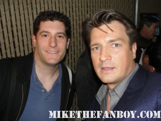 mike the fanboy wit sexy nathan fillion doing a quick photo opp firefly captain mal rare promo hot sexy