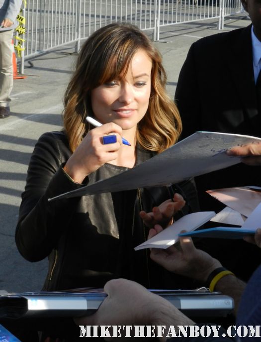 olivia wilde hot sexy signs autographs for fans at the  Independent Spirit Awards 2012 
