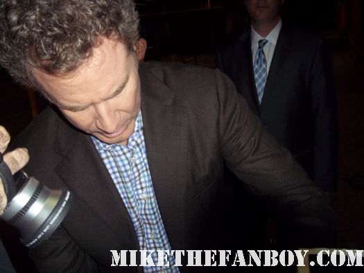 will ferrell signing autographs for fans at a movie premiere rare promo hot semi pro anchorman talladega nights signed autograph rare