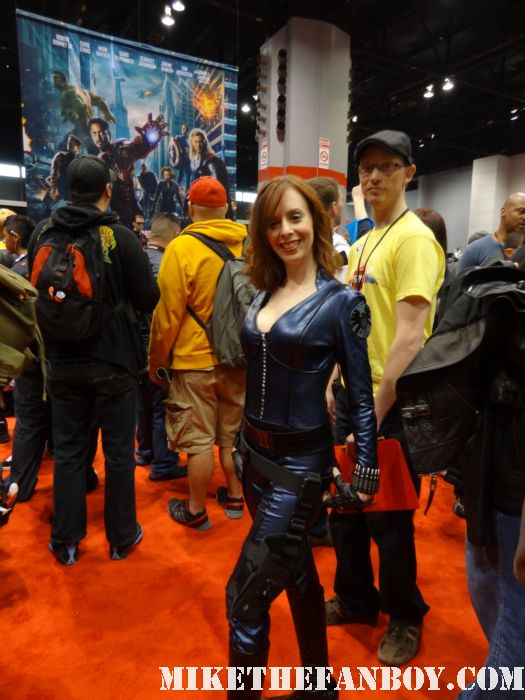 black widow cosplayer at c2e2 chicago comic con rare young baby dressed up like thor at c2e2 cosplay rare promo marvel booth c2e2 chicago comic con rare baby cosplay