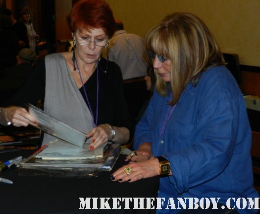 penny marshall from laverne and shirley signing autographs at the laverne and shirley reunion at the hollywood show in burbank