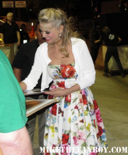 christie brinkley signing autographs for fans after the final performance of chicago at the pantages theatre in hollywood rare vacation roxie hart sports illustrated supermodel hot sexy 