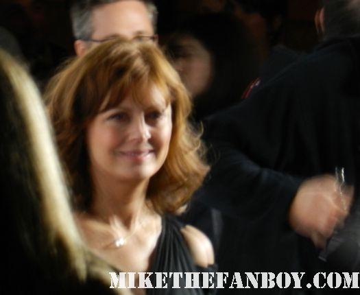 susan sarandon arriving to the Jeff Who Lives At Home Movie Premiere! With Jason Segel! Judy Greer! and Disses From Ed Helms and Susan Sarandon! Autographs! Photos and More!