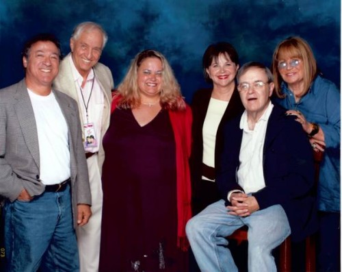 pinky from mike the fanboy with the reunited cast of laverne and shirley at the hollywood collector's show penny marshall garry marshall cindy wiliams