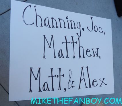 scotty making signs for the magic mike movie premiere people waiting for the magic mike movie premiere sexy hot channing tatum stripper movie rare promo