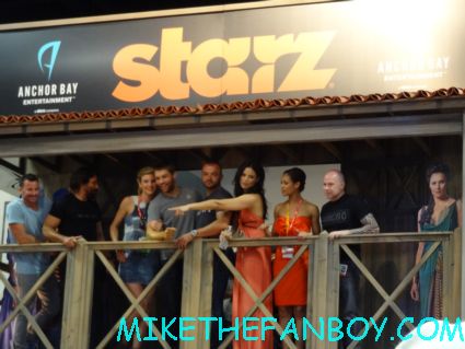 liam mcintyre from spartacus looking sexy at the starz booth at comic con 2012 sdcc 2012 rare promo hot