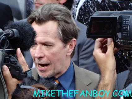 gary oldman arriving to the dark knight Rises world movie premiere in new york city rare promo hot 