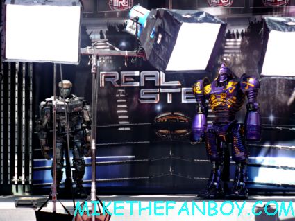 real steel movie premiere after party with hugh jackman rare hot sexy australian robots from the movie props