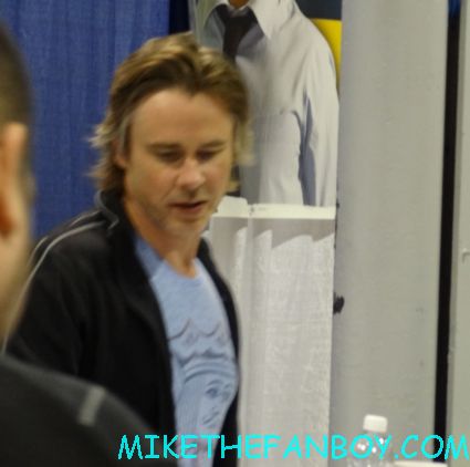sam tramell signing autographs at wizard world chicago 2012 opening gates sign logo rare promo with norman reedus sheryl lee rare autograph signed hot