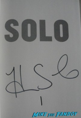hope solo signed autograph book signature rare promo hope solo arriving to her book signing at the barnes and noble at the grove hot sexy soccer star black hair