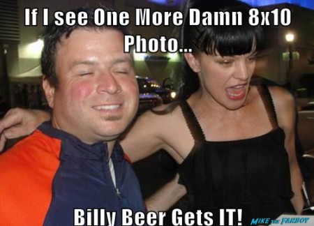 Billy Beer poses with ncis star pauley perrette for a fan photo as she signs autograph but totally photo flops! hot sex photo shoot rare promo