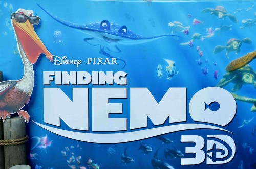 Premiere Of Disney Pixar's "Finding Nemo" Disney Digital 3D - Red Carpet el capitan theatre rare promo albert brooks