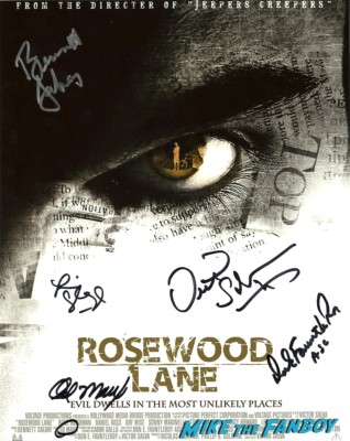 rosewood lane signed dvd signing autographs for fans at dark delicacies at the jeepers creepers blu ray dvd signing below zero the hills have eyes